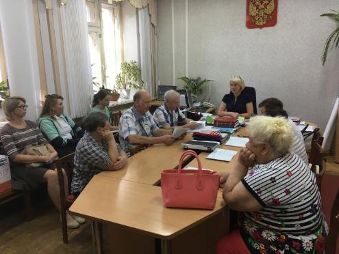 Встреча главы поселения С.Н. Федяевой со старшими по многоквартирным домам 